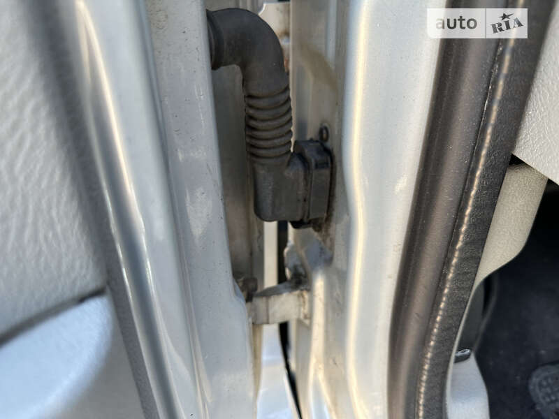 Седан Renault Clio Symbol 2003 в Одессе