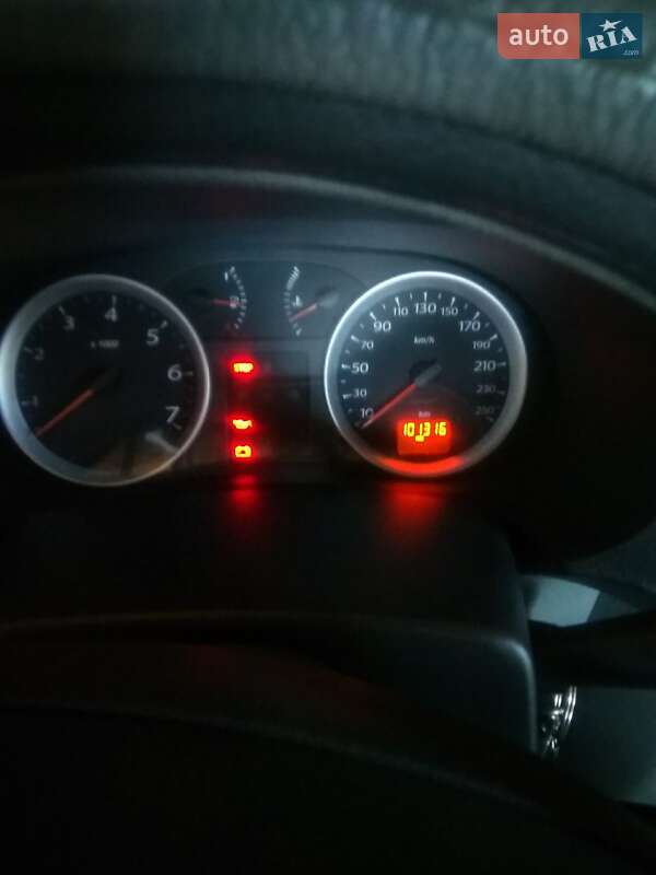 Седан Renault Clio Symbol 2011 в Запорожье