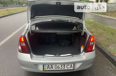 Седан Renault Clio Symbol 2006 в 