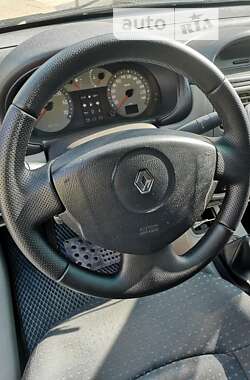 Седан Renault Clio Symbol 2005 в Вознесенске