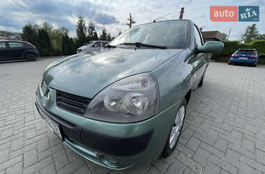 Седан Renault Clio Symbol 2006 в Черновцах