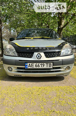 Седан Renault Clio Symbol 2003 в Днепре