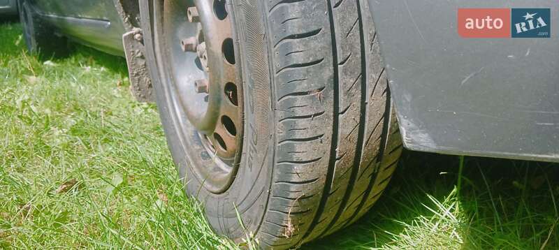 Седан Renault Clio Symbol 2005 в Житомире