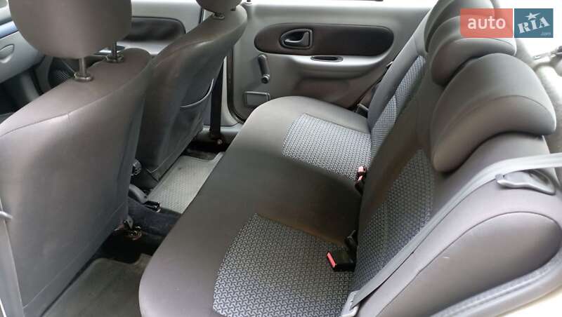 Седан Renault Clio Symbol 2008 в Киеве