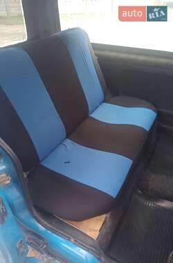 Седан Renault Clio Symbol 2001 в 