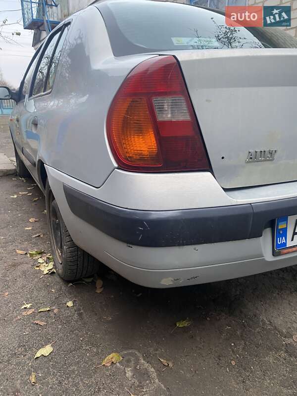 Седан Renault Clio Symbol 2004 в Ковеле