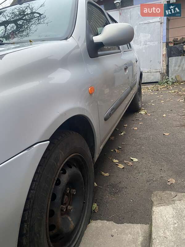 Седан Renault Clio Symbol 2004 в Ковеле