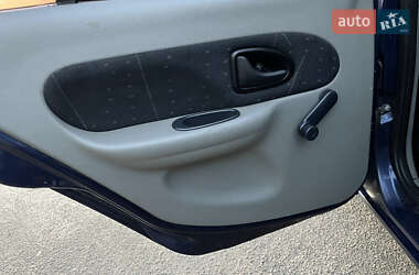 Седан Renault Clio Symbol 2003 в 