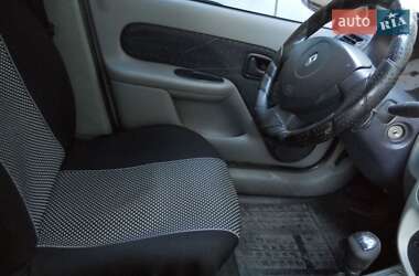 Седан Renault Clio Symbol 2002 в 