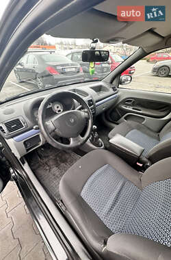 Седан Renault Clio Symbol 2006 в 