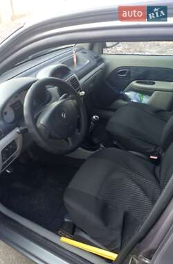 Седан Renault Clio Symbol 2003 в 