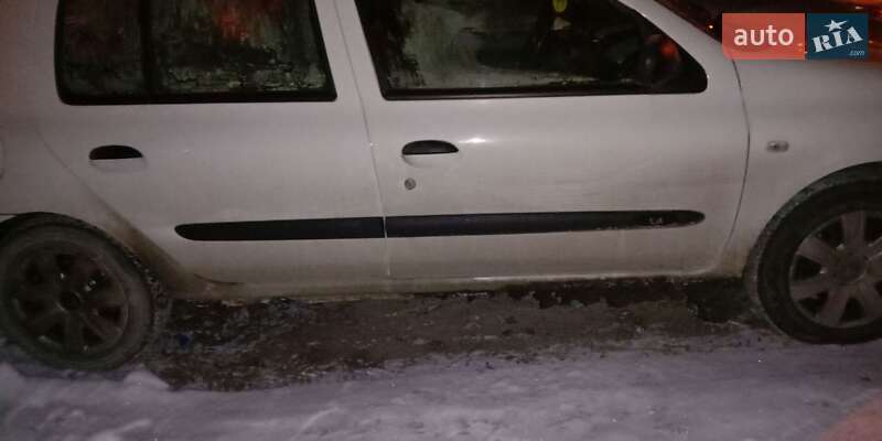 Седан Renault Clio Symbol 2007 в Киеве