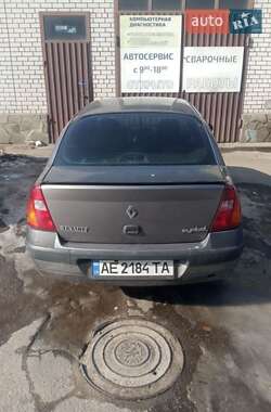 Седан Renault Clio Symbol 2003 в 