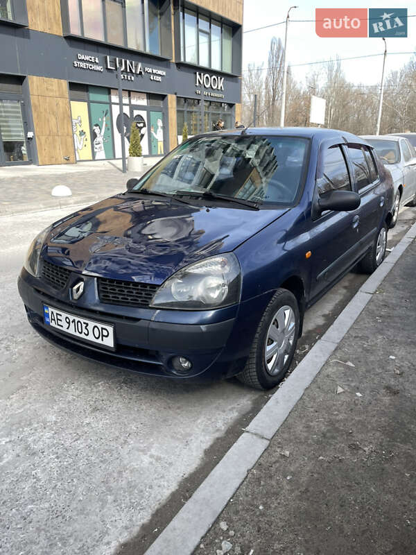 Седан Renault Clio Symbol 2002 в Дніпрі