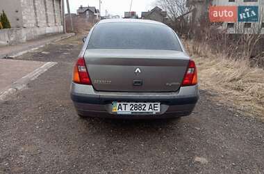 Седан Renault Clio Symbol 2002 в 