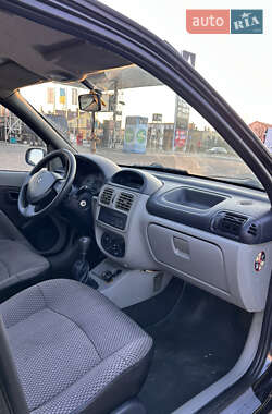 Седан Renault Clio Symbol 2006 в 