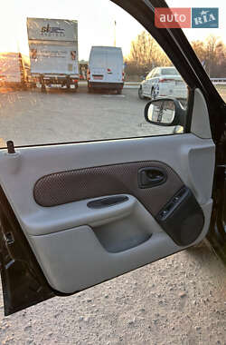 Седан Renault Clio Symbol 2006 в 