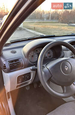 Седан Renault Clio Symbol 2006 в 
