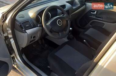 Седан Renault Clio Symbol 2008 в 