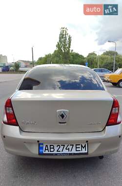 Седан Renault Clio Symbol 2008 в 