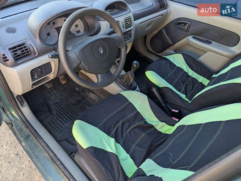 Седан Renault Clio Symbol 2003 в Миргороде