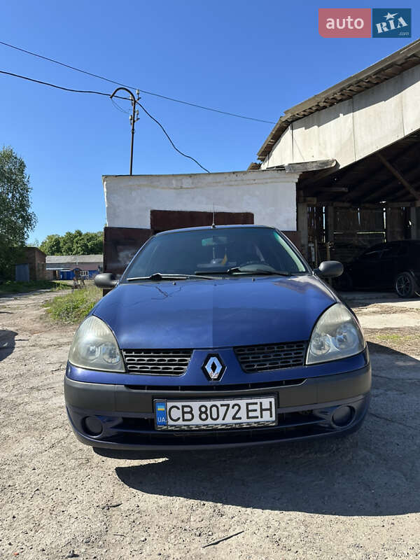 Renault Clio Symbol 2003