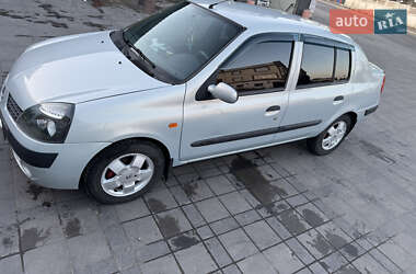 Седан Renault Clio Symbol 2003 в 