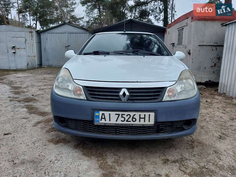 Renault Clio Symbol 2011