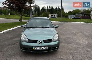 Седан Renault Clio Symbol 2008 в 