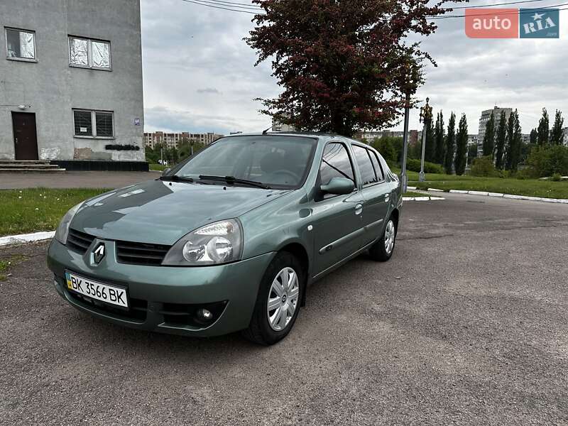 Седан Renault Clio Symbol 2008 в 