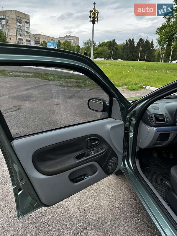 Седан Renault Clio Symbol 2008 в Ровно фото 7 Седан Renault Clio Symbol 2008 в Ровно