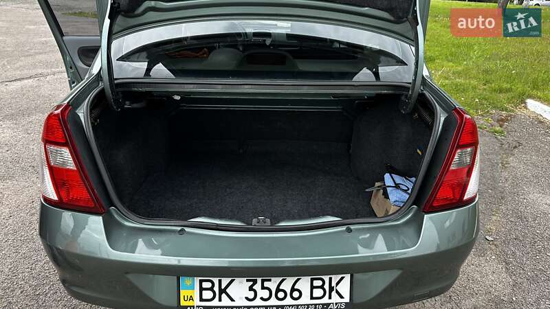 Седан Renault Clio Symbol 2008 в Ровно фото 16 Седан Renault Clio Symbol 2008 в Ровно