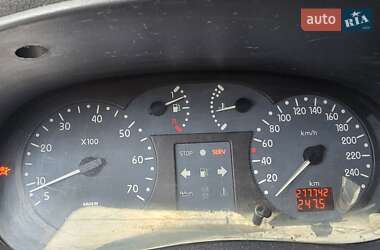 Седан Renault Clio Symbol 2003 в 