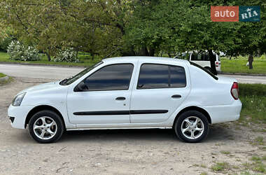 Седан Renault Clio Symbol 2008 в 
