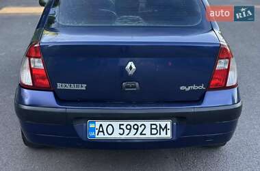 Седан Renault Clio Symbol 2004 в 