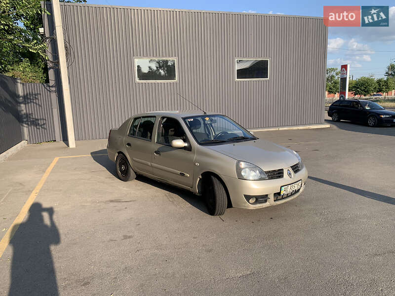 Седан Renault Clio Symbol 2006 в Днепре