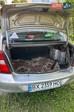 Седан Renault Clio Symbol 2006 в 