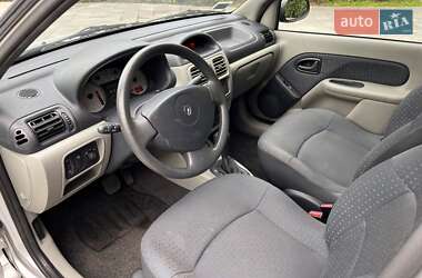 Седан Renault Clio Symbol 2006 в 