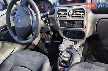 Седан Renault Clio Symbol 2003 в 