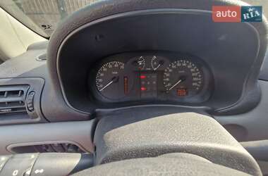 Седан Renault Clio Symbol 2004 в 