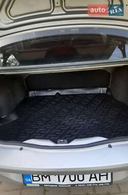 Седан Renault Clio Symbol 2007 в 