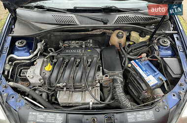 Седан Renault Clio Symbol 2008 в 