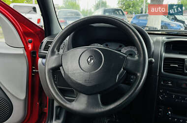 Седан Renault Clio Symbol 2006 в 