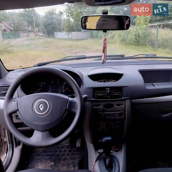 Седан Renault Clio Symbol 2008 в Черновцах