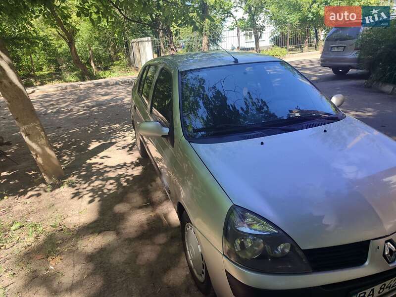 Седан Renault Clio Symbol 2005 в Кропивницком