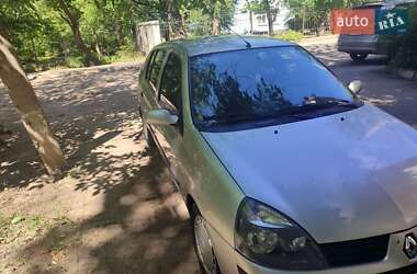 Седан Renault Clio Symbol 2005 в 