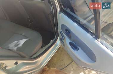 Седан Renault Clio Symbol 2005 в 