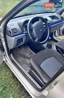 Седан Renault Clio Symbol 2006 в 