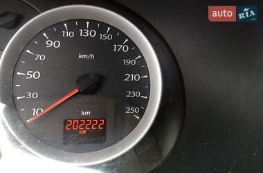 Седан Renault Clio Symbol 2008 в 