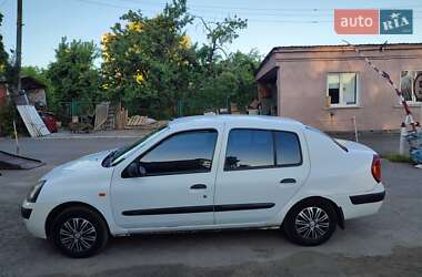Седан Renault Clio Symbol 2002 в 